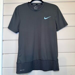 Nike Men’s Dri-FIT Short Sleeve Running T-Shirt — Dark Gray